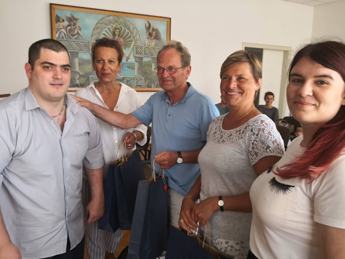 received 2536074806459934